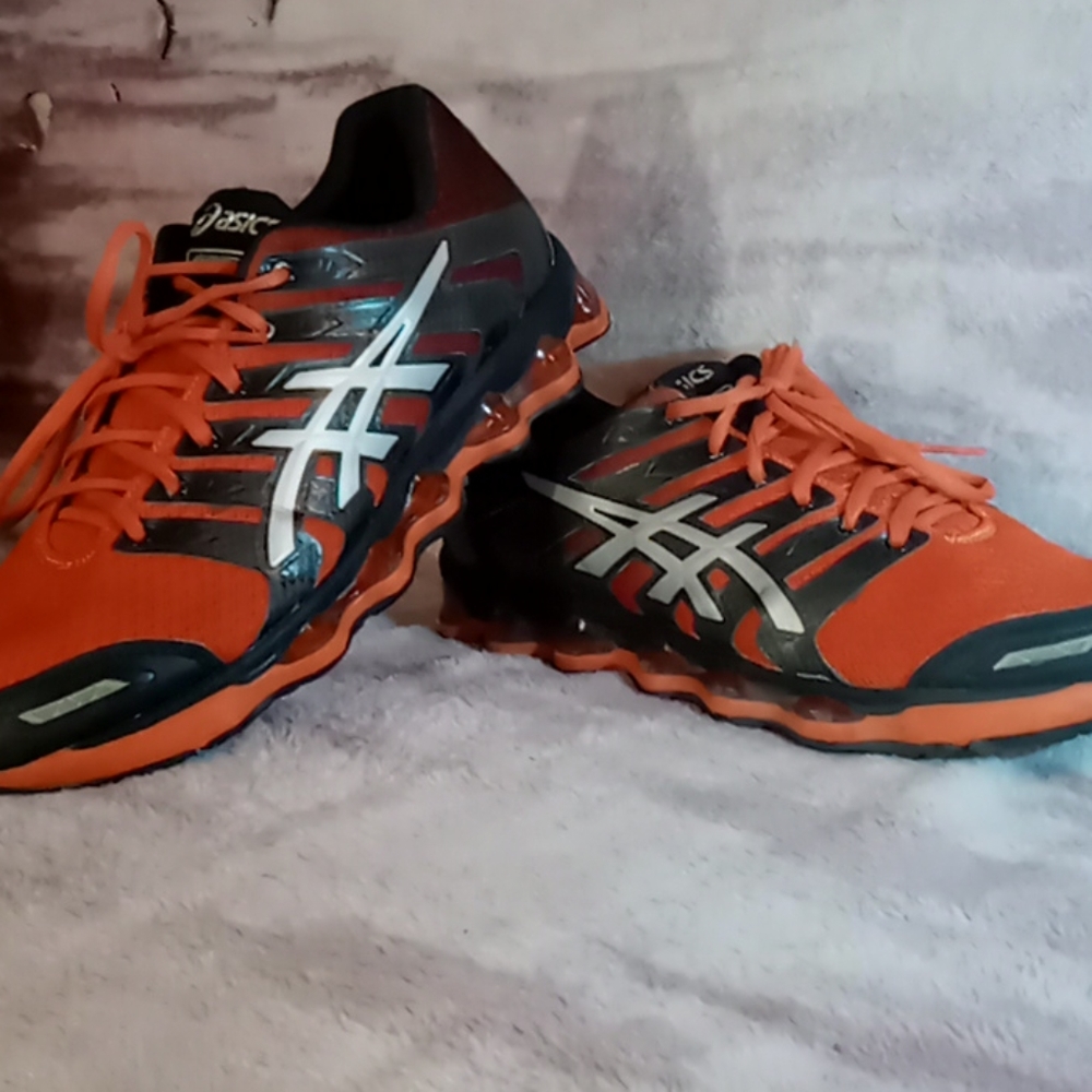 Asics Sneakers